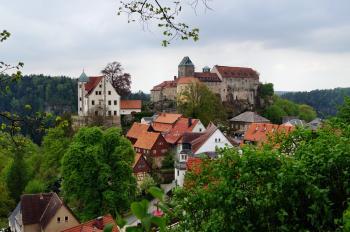 Zu sehen ist das Beitragsbild 2 zum Beitrag mit dem Thema: Sächsische Schweiz – Wo Sandstein Felsen und Wanderlust Hochzeit feiern